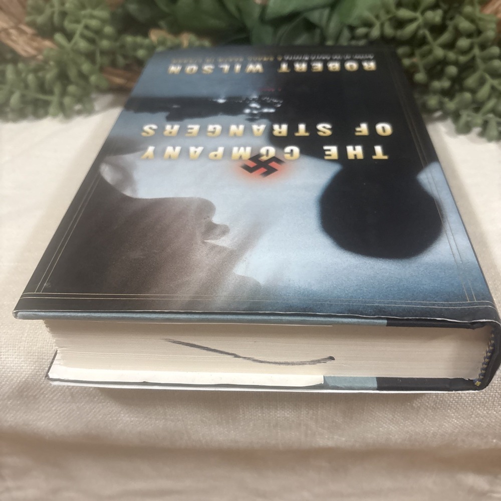 The Company of Strangers Hardcover, by Wilson Robert Good Suspenseful Thriller - Picture 9 of 13